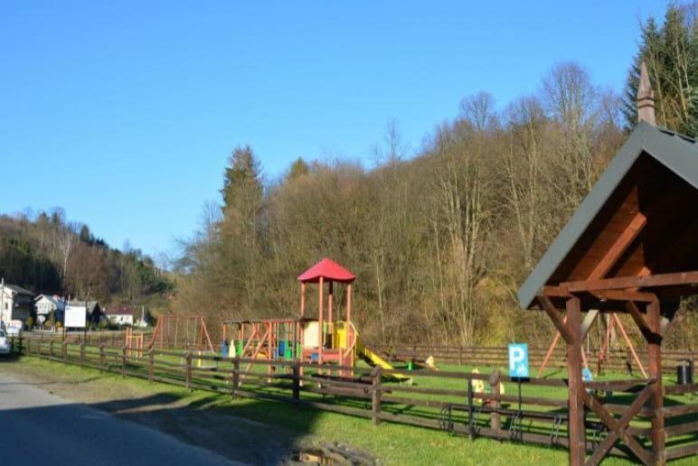 Pokoje Goscinne U Faronow Muszyna Exterior photo